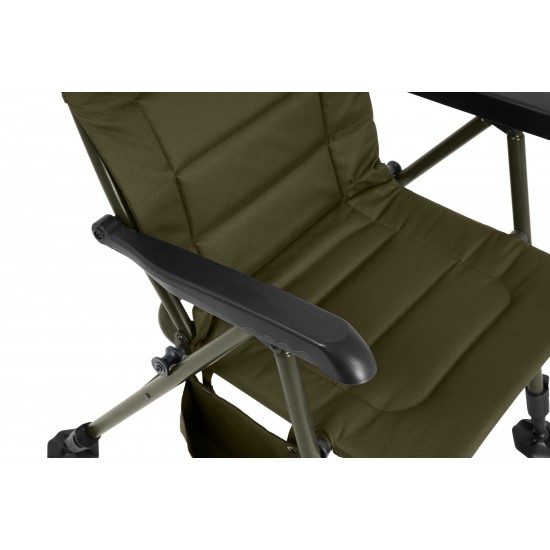 Avid Carp Revolve X Armchair