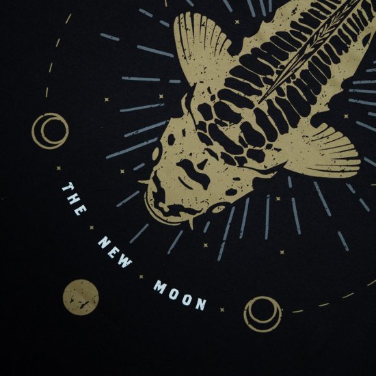 Kumu T-Shirt New Moon